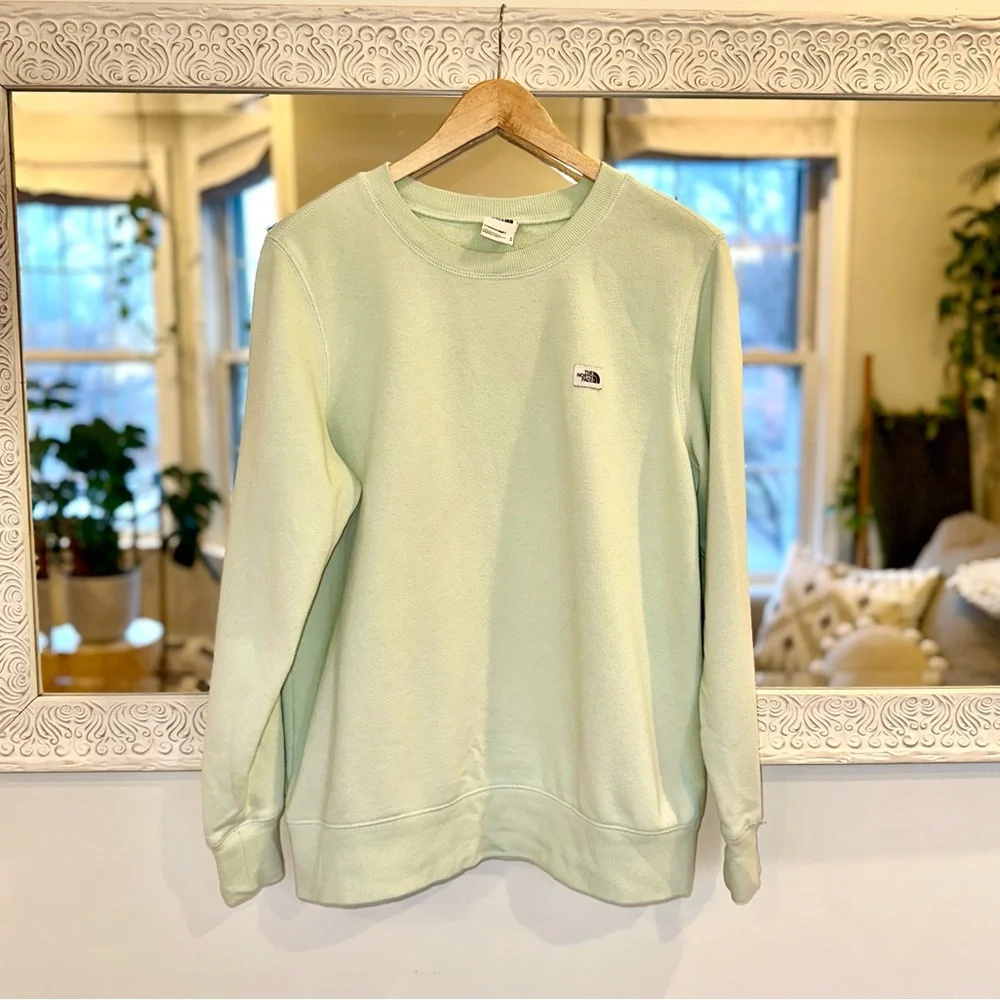 The North Face Light Mint Green Crew Neck Cotton Long Sleeve Sweatshirt Large